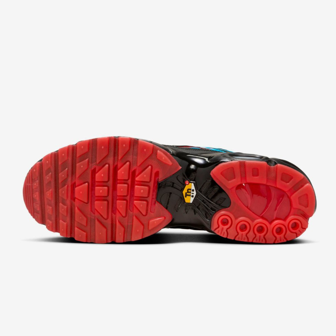 NK AIR MAX PLUS TN SHARK ATTACK